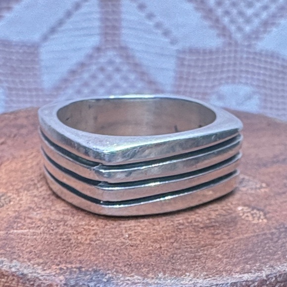 Jewelry - Vintage Mexico 925 Sterling Silver Ribbed Band Ring